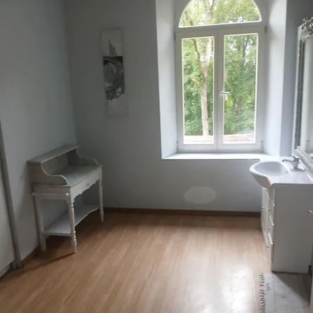 Au Coeur De La Foret Apartment